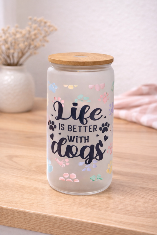 Trinkbecher mit Bambusdeckel "Life is Better with Dogs"