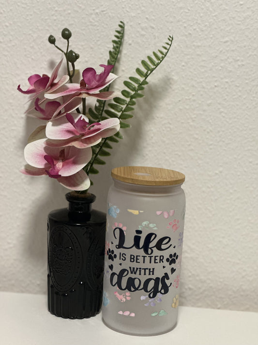 Trinkbecher mit Bambusdeckel "Life is Better with Dogs"
